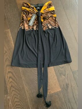 NEW LE CHATEAU STYLISH TUNIC TOP, Black and Mustard Paisley sz XXS